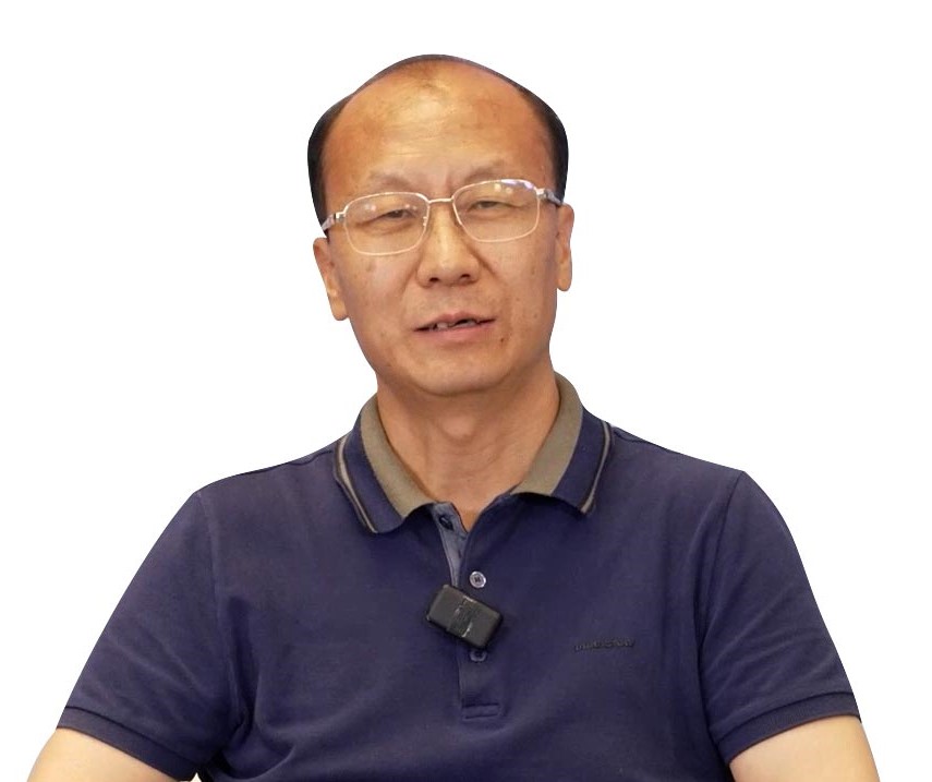 何宝宏